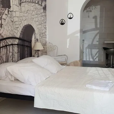 Studio For 2 Adults And 1 Child